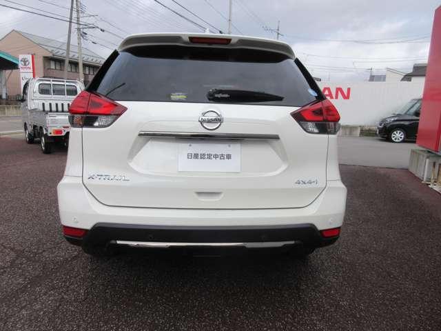 エクストレイル ２０Ｘｉ　Ｖセレクション　ワンオーナー・プロパイロット・純正９インチナビ・アラウンドビューモニター・スマートルームミラー・ＬＥＤヘッドライト・フォグ・電動バックドア・前後ヒーターシート・ＥＴＣ・パワーシート・ルーフレール（7枚目）