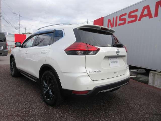 エクストレイル ２０Ｘｉ　Ｖセレクション　ワンオーナー・プロパイロット・純正９インチナビ・アラウンドビューモニター・スマートルームミラー・ＬＥＤヘッドライト・フォグ・電動バックドア・前後ヒーターシート・ＥＴＣ・パワーシート・ルーフレール（8枚目）