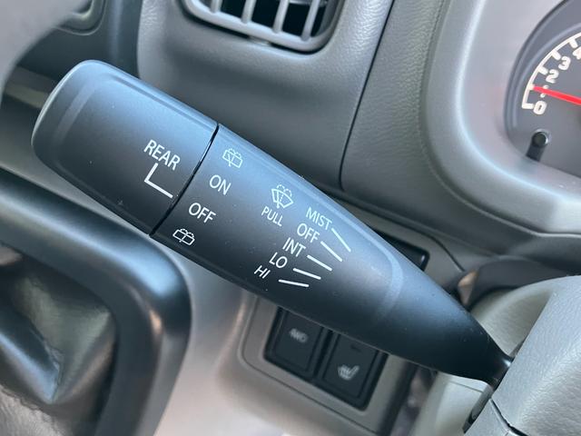 クリッパーバン ＧＸ　パートタイム４ＷＤ　届出済未使用車　エマージェンシーブレーキ　踏み間違い衝突防止アシスト　ＬＥＤヘッドランプ＆ハイビームアシスト　車線逸脱警報　横滑り防止装置　シートヒーター　キーレスエントリー（7枚目）