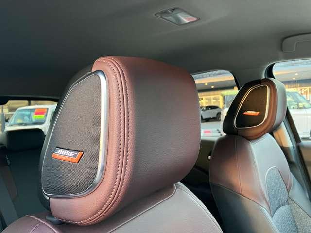 オーラ 1.2 G FOUR 4WD プロパイロット 日産コネクトナビゲーショ ワンオーナー車 エマブレ 全周囲 LDW 記録簿 アダプティブクルーズ 盗難防止システム オートエアコン スマートキー バックカメラ LEDライト アルミホイール 4WD ETC車載器 ナビTV 禁煙(5枚目)