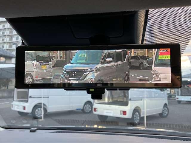 オーラ 1.2 G FOUR 4WD プロパイロット 日産コネクトナビゲーショ ワンオーナー車 エマブレ 全周囲 LDW 記録簿 アダプティブクルーズ 盗難防止システム オートエアコン スマートキー バックカメラ LEDライト アルミホイール 4WD ETC車載器 ナビTV 禁煙(10枚目)