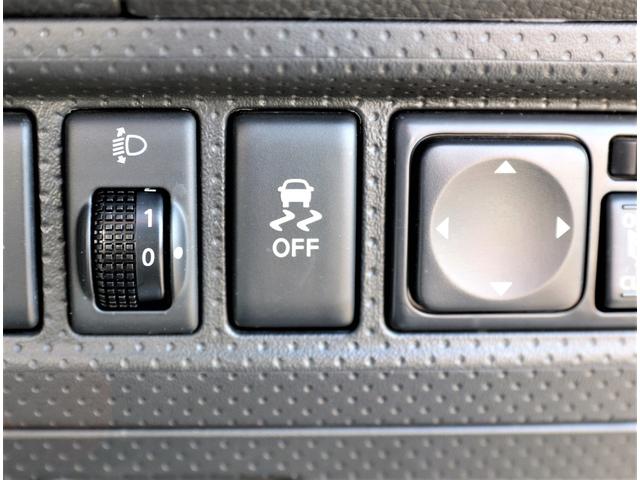 NV150AD VE 4WD メモリーナビ バックモニター エマージェンシーブレーキ 車線逸脱警報 横滑り防止装置 走行9660キロ ETC ドライブレコーダー キーレスエントリー 100V電源ソケット 電動格納ドアミラー(11枚目)