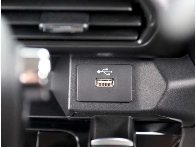 ルークス ６６０　ハイウェイスターＧターボ　プロパイロット　エディション　４ＷＤ　純正９インチナビＴＶ　追従クルコン　ＬＥＤ　禁煙　インテリキー　レーンアシスト　アイドリングストップ　エアコン　カーテンエアバッグ　４ＷＤ　アルミ　ＥＴＣ　ＡＢＳ　ドラレコ　サイドカメラ　パワーステアリング　メモリーナビ（16枚目）