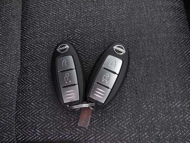 オーラ １．２　Ｇ　アラウンドビューモニター　全方位運転支援　自動（被害軽減）ブレーキ　ＬＥＤ　ＬＫＡ　サイドカメラ　ドライブレコーダー　カーテンエアバッグ　イモビライザー　アルミホイール　禁煙　インテリジェントキー　パワーウィンドウ　ワンオーナー　エアバッグ（19枚目）