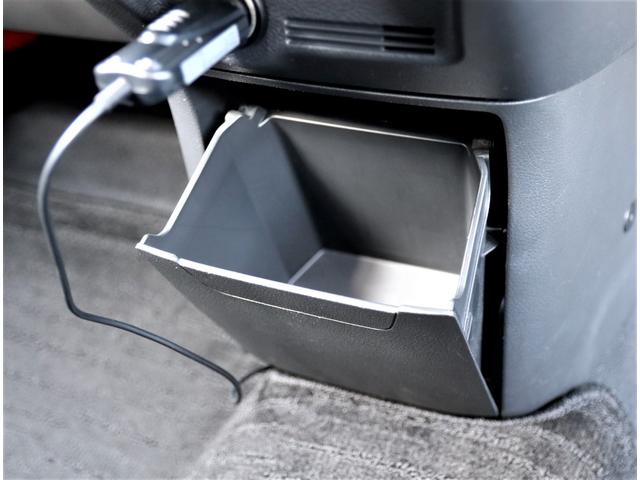 デイズ ハイウェイスターＸ　プロパイロットエディション　４ＷＤ　純正メモリーナビ／フルセグＴＶ　アラウンドビューモニター　ＥＴＣ　ドライブレコーダー　踏み間違い衝突防止　シートヒーター　ＬＥＤヘッドランプ　ハイビームアシスト　オートブレーキホールド（20枚目）