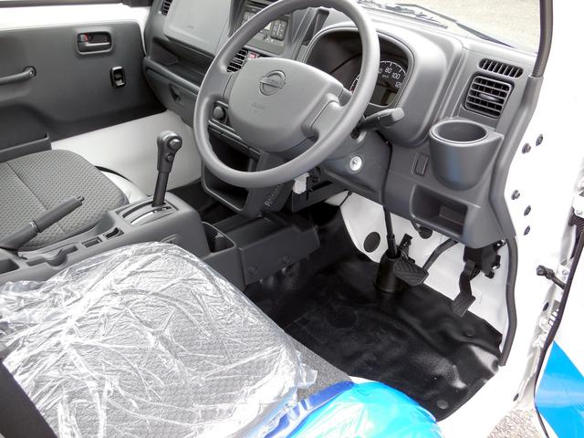 クリッパートラック GX パワステ 4WD エアコン 助手席エアバッグ 運転席エアバッグ パワーウインドウ アイドリングストップ キーレス(3枚目)