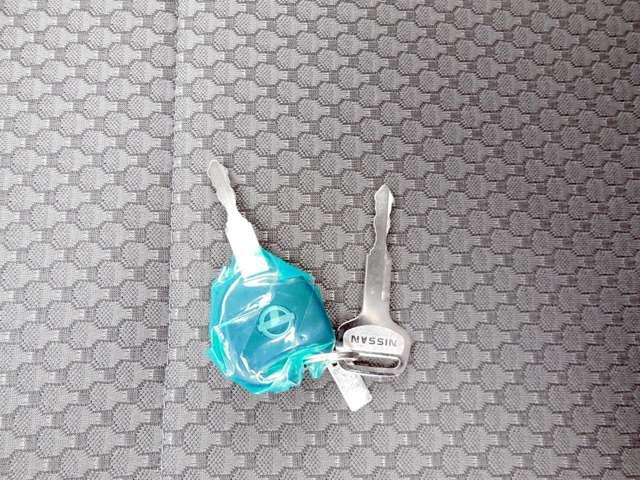 クリッパートラック GX パワステ 4WD エアコン 助手席エアバッグ 運転席エアバッグ パワーウインドウ アイドリングストップ キーレス(15枚目)