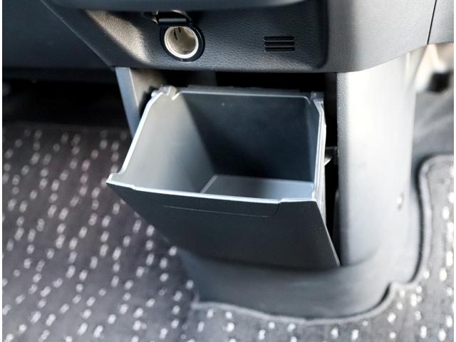 ルークス ハイウェイスターＧターボ　アバンクロムプロパイロットＥＤ　４ＷＤ　９インチナビＴＶ　アラウンドビューモニター　ハンズフリー両側オートスライドドア　ＳＯＳコール　エンジンスターター　前後ドライブレコーダー　シートヒーター　ＥＴＣ　アダプティブＬＥＤヘッドランプ（21枚目）