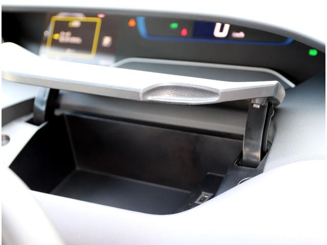 運転席アッパーボックス！