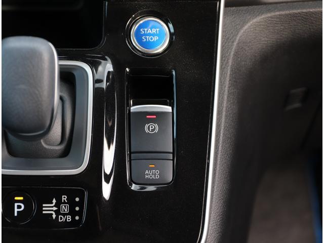 電動パーキングブレーキ＆オートブレーキホールド！ブレーキを踏み続けなくていいから、足がラクラク！