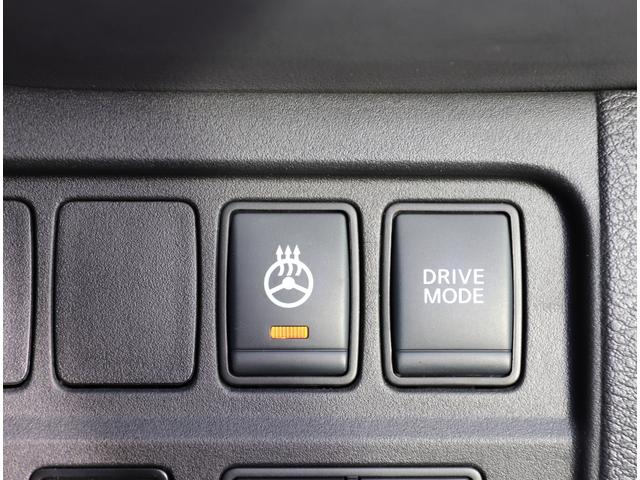 １００％モータードライブが楽しめる「Ｎｏｒｍａｌモード」に加え、アクセルだけで加原則できる「ｅ−ＰＯＷＥＲドライブ」を搭載！さらに２つの便利機能も設定しています！