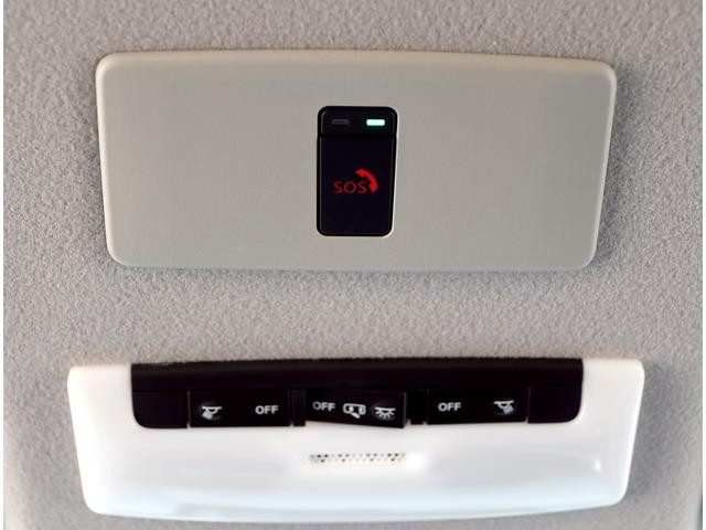 キックス Ｘ　ＦＯＵＲ　４ＷＤ　純正メモリーナビ／フルセグＴＶ　アラウンドビューモニター　ＳＯＳコール　オートブレーキホールド　インテリジェント・ルームミラー　ＬＥＤヘッドランプ＆フォグランプ　ハイビームアシスト（9枚目）