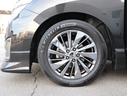 左フロント225/55R18タイヤ&専用アルミホイール!