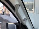 運転席・助手席乗降グリップ!
