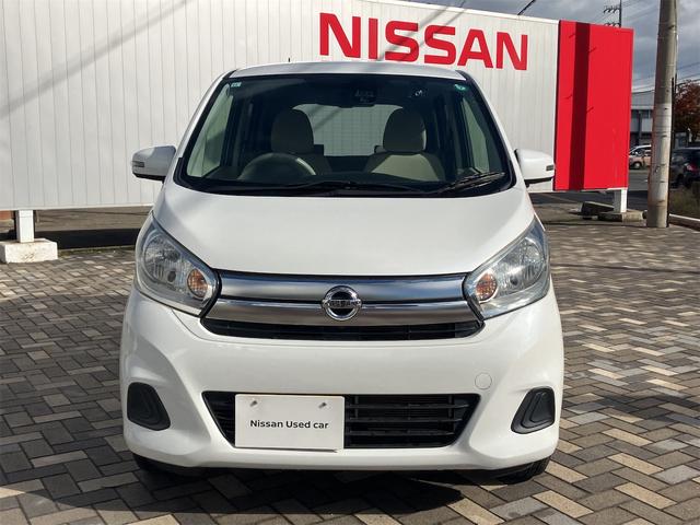 デイズ X ドライブレコーダー 全周囲カメラ 衝突被害軽減システム スマートキー アイドリングストップ 電動格納ミラー ベンチシート CVT 盗難防止システム ABS ESC CD アルミホイール 衝突安全ボディ(11枚目)