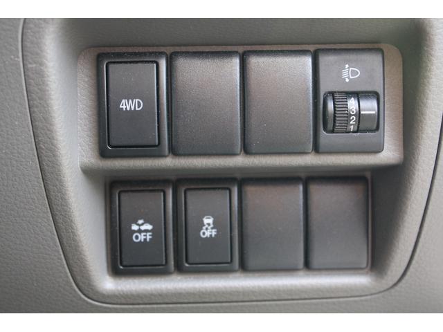 ＮＶ１００クリッパーバン ＧＸ　４ＷＤ！５ＡＧＳ車！ワンオーナー！（11枚目）