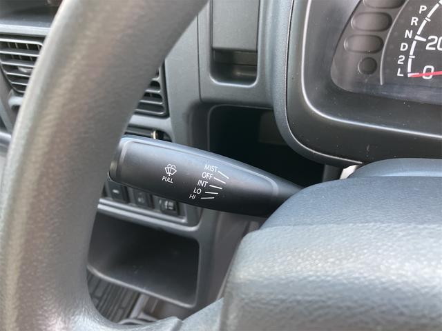 ＮＴ１００クリッパートラック ＧＸ　４ＷＤ　軽トラック　ＡＴ　キーレスエントリー　エアコン　パワーウィンドウ　運転席エアバッグ　助手席エアバッグ　ＣＤ（24枚目）