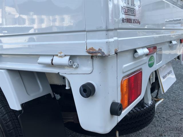 ＮＴ１００クリッパートラック ＧＸ　４ＷＤ　軽トラック　ＡＴ　キーレスエントリー　エアコン　パワーウィンドウ　運転席エアバッグ　助手席エアバッグ　ＣＤ（40枚目）