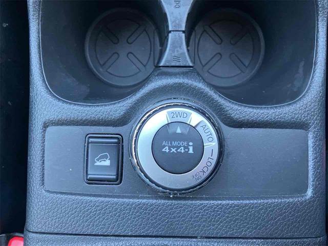 エクストレイル 20X 4WD ETC バックカメラ クリアランスソナー 衝突被害軽減システム ナビ TV オートライト 電動リアゲート アルミホイール スマートキー アイドリングストップ 電動格納ミラー CVT(11枚目)