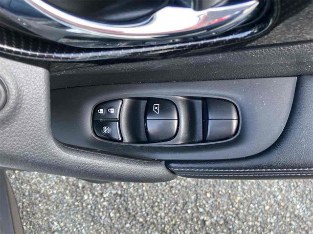 エクストレイル 20X 4WD ETC バックカメラ クリアランスソナー 衝突被害軽減システム ナビ TV オートライト 電動リアゲート アルミホイール スマートキー アイドリングストップ 電動格納ミラー CVT(15枚目)