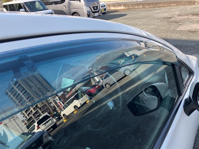 ノート Ｘ　ナビ　レーンアシスト　衝突被害軽減システム　オートライト　スマートキー　アイドリングストップ　電動格納ミラー　ＣＶＴ　盗難防止システム　衝突安全ボディ　ＡＢＳ　ＥＳＣ　エアコン　パワーステアリング（29枚目）