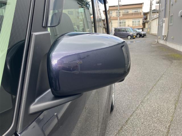 デイズルークス Ｘ　Ｖセレクション　４ＷＤ　ＥＴＣ　全周囲カメラ　両側電動スライドドア　ナビ　ＴＶ　衝突被害軽減システム　スマートキー　アイドリングストップ　電動格納ミラー　シートヒーター　ベンチシート　ＣＶＴ　盗難防止システム　ＡＢＳ（32枚目）