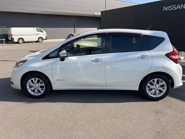 ノート e-パワー メダリスト ドライブレコーダー 全周囲カメラ ナビ TV クリアランスソナー オートクルーズコントロール レーンアシスト 衝突被害軽減システム アルミホイール オートライト LEDヘッドランプ スマートキー(18枚目)