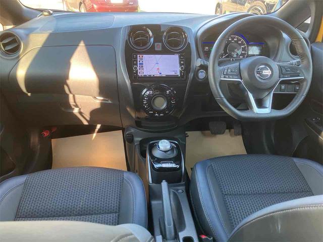 ノート e-パワー メダリスト FOUR ブラックアロー 4WD ETC 全周囲カメラ ナビ クリアランスソナー オートクルーズコントロール レーンアシスト 衝突被害軽減システム オートライト LEDヘッドランプ スマートキー 電動格納ミラー CVT(2枚目)