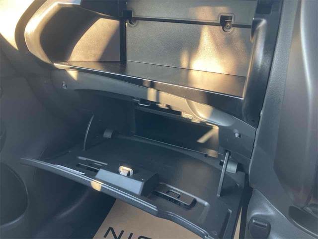 ノート e-パワー メダリスト FOUR ブラックアロー 4WD ETC 全周囲カメラ ナビ クリアランスソナー オートクルーズコントロール レーンアシスト 衝突被害軽減システム オートライト LEDヘッドランプ スマートキー 電動格納ミラー CVT(10枚目)