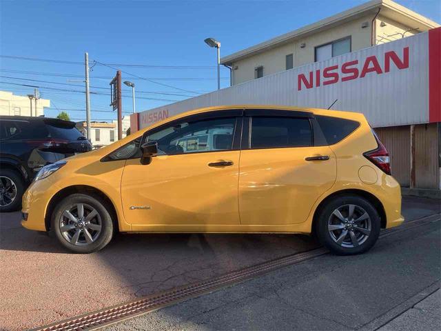 ノート e-パワー メダリスト FOUR ブラックアロー 4WD ETC 全周囲カメラ ナビ クリアランスソナー オートクルーズコントロール レーンアシスト 衝突被害軽減システム オートライト LEDヘッドランプ スマートキー 電動格納ミラー CVT(21枚目)