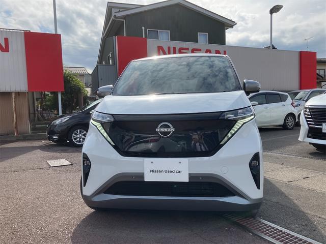 サクラ G 全周囲カメラ ナビ クリアランスソナー オートクルーズコントロール 衝突被害軽減システム オートライト LEDヘッドランプ スマートキー 電動格納ミラー シートヒーター ベンチシート CVT(12枚目)