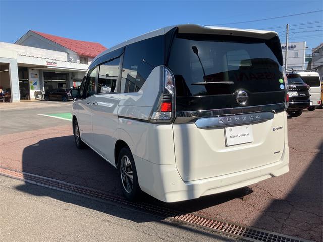 セレナ ｅ－パワー　ＸＶ　ＥＴＣ　全周囲カメラ　ナビ　オートクルーズコントロール　衝突被害軽減システム　両側電動スライドドア　オートライト　スマートキー　アイドリングストップ　電動格納ミラー　３列シート　ＣＶＴ　アルミホイール（16枚目）