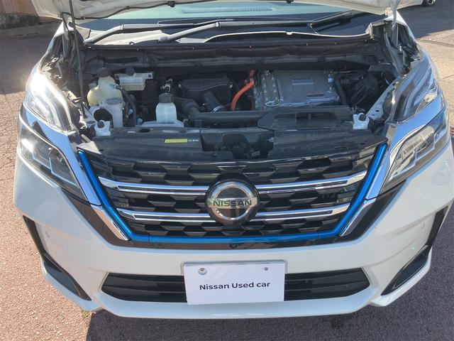 セレナ ｅ－パワー　ＸＶ　ＥＴＣ　全周囲カメラ　ナビ　オートクルーズコントロール　衝突被害軽減システム　両側電動スライドドア　オートライト　スマートキー　アイドリングストップ　電動格納ミラー　３列シート　ＣＶＴ　アルミホイール（20枚目）