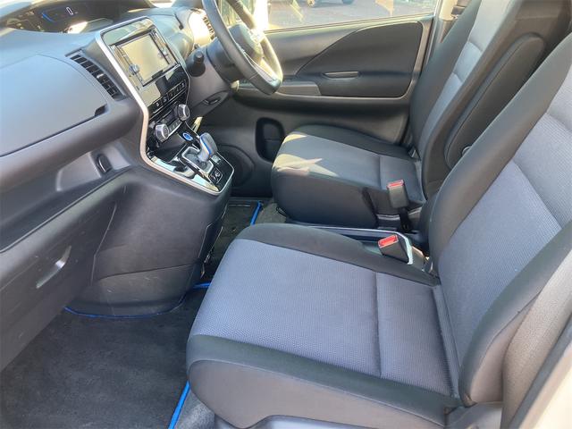 セレナ ｅ－パワー　ＸＶ　ＥＴＣ　全周囲カメラ　ナビ　オートクルーズコントロール　衝突被害軽減システム　両側電動スライドドア　オートライト　スマートキー　アイドリングストップ　電動格納ミラー　３列シート　ＣＶＴ　アルミホイール（29枚目）