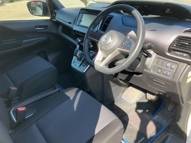 セレナ ｅ－パワー　ＸＶ　ＥＴＣ　全周囲カメラ　ナビ　オートクルーズコントロール　衝突被害軽減システム　両側電動スライドドア　オートライト　スマートキー　アイドリングストップ　電動格納ミラー　３列シート　ＣＶＴ　アルミホイール（32枚目）