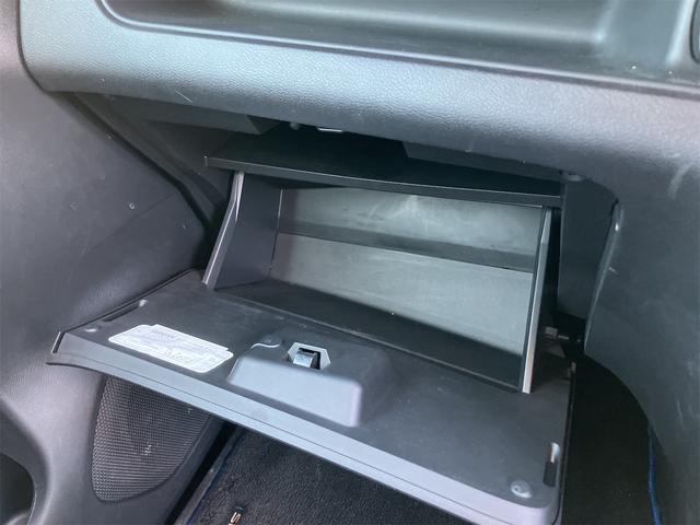 セレナ ｅ－パワー　ＸＶ　ＥＴＣ　全周囲カメラ　ナビ　オートクルーズコントロール　衝突被害軽減システム　両側電動スライドドア　オートライト　スマートキー　アイドリングストップ　電動格納ミラー　３列シート　ＣＶＴ　アルミホイール（38枚目）