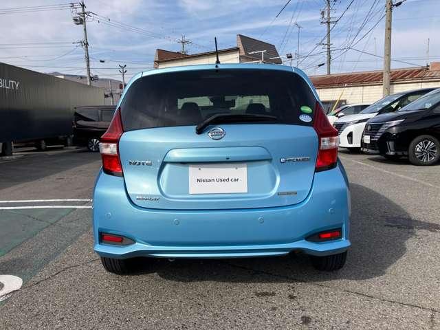 ノート １．２　ｅ－ＰＯＷＥＲ　メダリスト　被害軽減ブレーキ　ＴＶナビ　禁煙　バックモニター　インテリキー　アイドリングストップ　盗難防止装置　ＬＥＤランプ　車線逸脱警報システム　ワンオーナー　キーフリー　アルミホイール　ＥＴＣ　オートエアコン（14枚目）