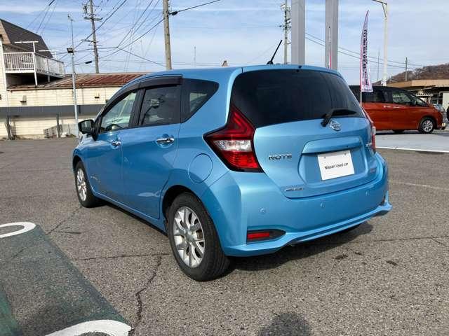 ノート １．２　ｅ－ＰＯＷＥＲ　メダリスト　被害軽減ブレーキ　ＴＶナビ　禁煙　バックモニター　インテリキー　アイドリングストップ　盗難防止装置　ＬＥＤランプ　車線逸脱警報システム　ワンオーナー　キーフリー　アルミホイール　ＥＴＣ　オートエアコン（15枚目）