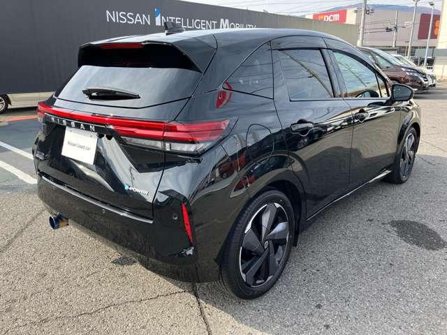 オーラ １．２　Ｇ　レザーエディション　ワンオーナ　追突防止　レーダークルーズ　本革　車線逸脱警報装置　寒冷地仕様　ＬＥＤ　ドライブレコーダー　盗難防止　バックモニター　ＥＴＣ　インテリジェントキー　メモリーナビゲーション　ＡＷ　ＡＢＳ（7枚目）