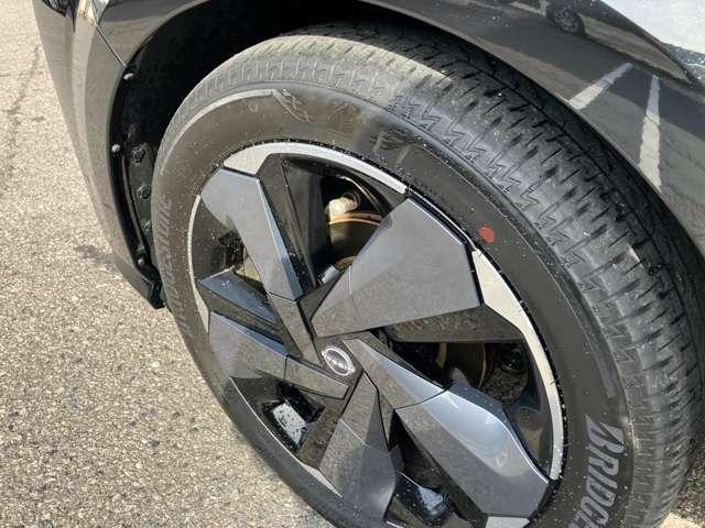 オーラ １．２　Ｇ　レザーエディション　ワンオーナ　追突防止　レーダークルーズ　本革　車線逸脱警報装置　寒冷地仕様　ＬＥＤ　ドライブレコーダー　盗難防止　バックモニター　ＥＴＣ　インテリジェントキー　メモリーナビゲーション　ＡＷ　ＡＢＳ（12枚目）