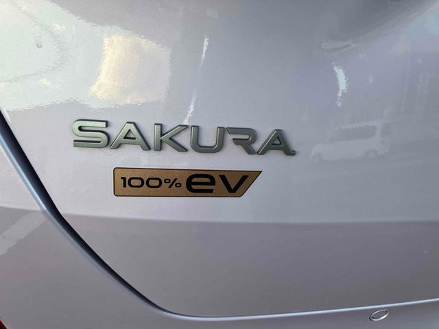 サクラ Ｘ　全周囲カメラ　ナビ　ＴＶ　クリアランスソナー　オートクルーズコントロール　衝突被害軽減システム　オートライト　ＬＥＤヘッドランプ　スマートキー　電動格納ミラー　シートヒーター　ベンチシート　ＣＶＴ（28枚目）