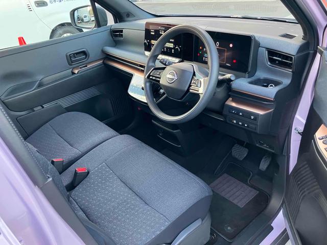 サクラ Ｘ　全周囲カメラ　ナビ　ＴＶ　クリアランスソナー　オートクルーズコントロール　衝突被害軽減システム　オートライト　ＬＥＤヘッドランプ　スマートキー　電動格納ミラー　シートヒーター　ベンチシート　ＣＶＴ（35枚目）