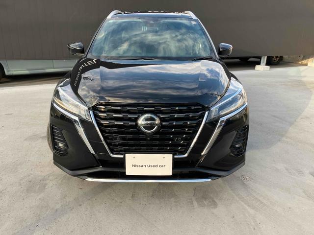 キックス Ｘ　ＥＴＣ　全周囲カメラ　ナビ　ＴＶ　クリアランスソナー　衝突被害軽減システム　オートライト　ＬＥＤヘッドランプ　ヘッドライトウォッシャー　スマートキー　電動格納ミラー　シートヒーター　ＣＶＴ（12枚目）