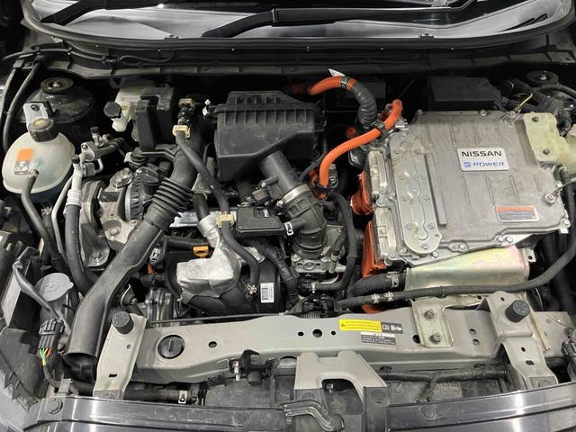 キックス Ｘ　ＥＴＣ　全周囲カメラ　ナビ　ＴＶ　クリアランスソナー　衝突被害軽減システム　オートライト　ＬＥＤヘッドランプ　ヘッドライトウォッシャー　スマートキー　電動格納ミラー　シートヒーター　ＣＶＴ（19枚目）