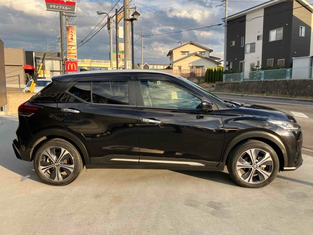 キックス Ｘ　ＥＴＣ　全周囲カメラ　ナビ　ＴＶ　クリアランスソナー　衝突被害軽減システム　オートライト　ＬＥＤヘッドランプ　ヘッドライトウォッシャー　スマートキー　電動格納ミラー　シートヒーター　ＣＶＴ（44枚目）