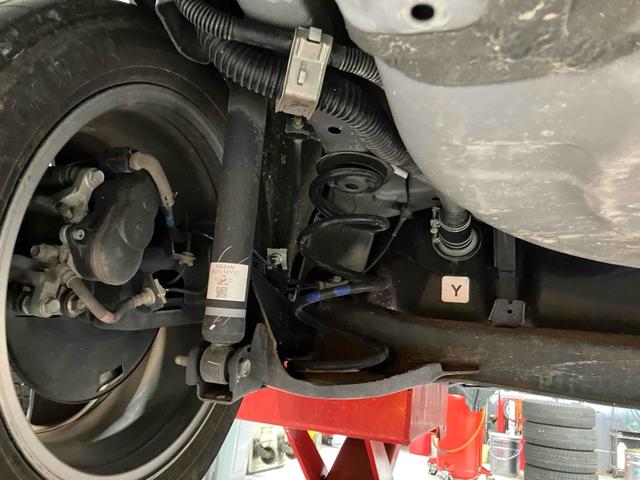 キックス Ｘ　ＥＴＣ　全周囲カメラ　ナビ　ＴＶ　クリアランスソナー　衝突被害軽減システム　オートライト　ＬＥＤヘッドランプ　ヘッドライトウォッシャー　スマートキー　電動格納ミラー　シートヒーター　ＣＶＴ（52枚目）