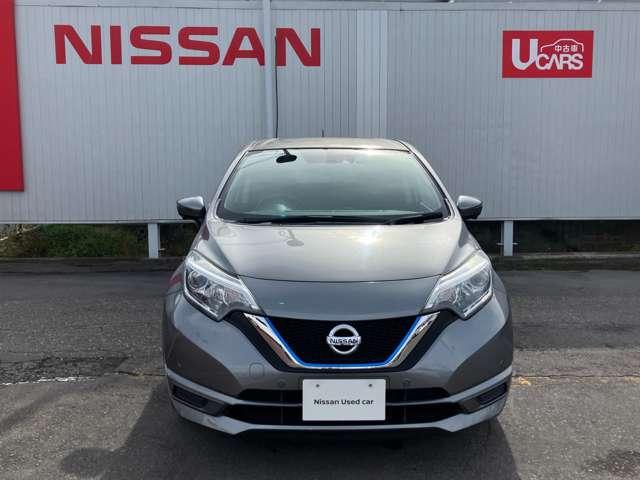 ノート 1.2 e-POWER X 360°カメラ Rカメラ 運転席助手席エアバック AUTOエアコン 1オーナー ナビTV AW サイドカメラ 運転席エアバッグ キーレスエントリー LEDヘッド ドラレコ パワーウィンドウ パワステ(4枚目)