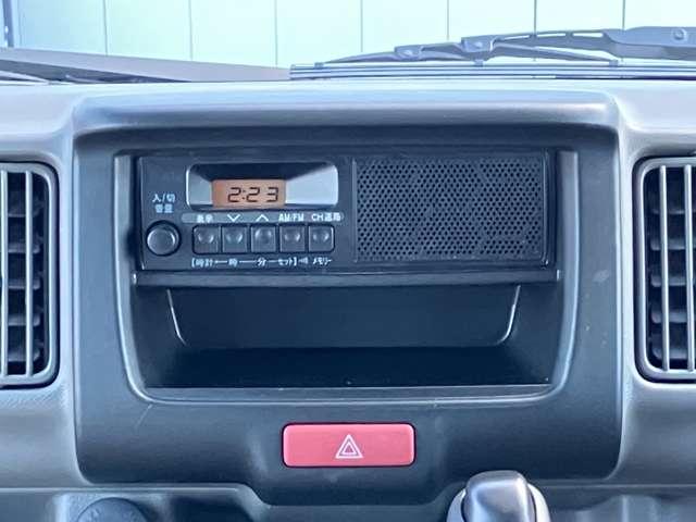 ＮＶ１００クリッパーバン ６６０　ＤＸ　助手席エアバック　パートタイム４ＷＤ　キーレスキー　パワステ付き　運転席エアバック　エアコン　ＡＢＳ付き　インテリジェントエマージェンシーブレーキ（11枚目）