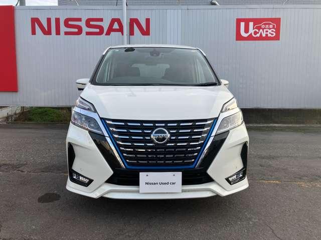 セレナ 1.2 e-POWER ハイウェイスター V 360°カメラ エマジェンシーブレーキ スマキー バックカメラ LED レーンアシスト ETC ドラレコ サイドカーテンエアバック フルオートエアコン アルミホイール エアバック メモリーナビ ABS(4枚目)