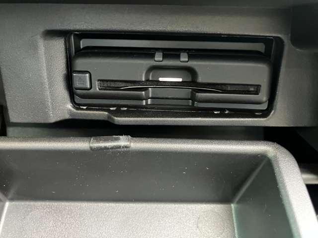 セレナ 1.2 e-POWER ハイウェイスター V 360°カメラ エマジェンシーブレーキ スマキー バックカメラ LED レーンアシスト ETC ドラレコ サイドカーテンエアバック フルオートエアコン アルミホイール エアバック メモリーナビ ABS(12枚目)